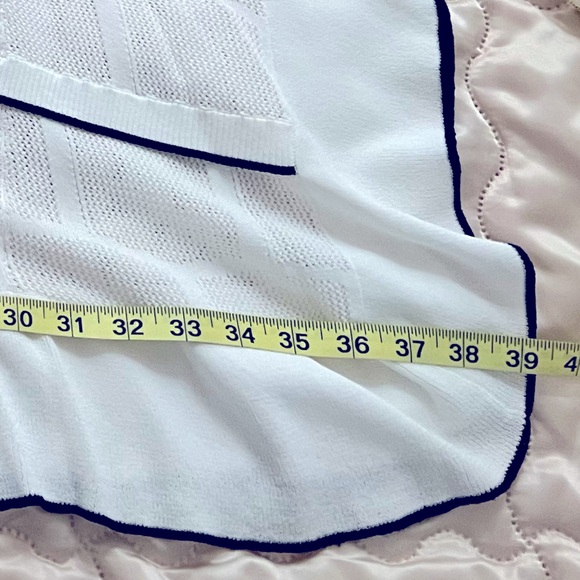 Bebe Opened Knit Poncho - Picture 11 of 14